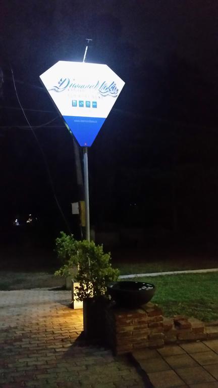 Diamond Lake Tourist Rest Anuradhapura Exterior foto
